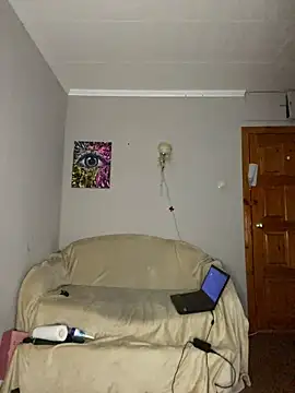 April Purr online show from 14, 2, 2026