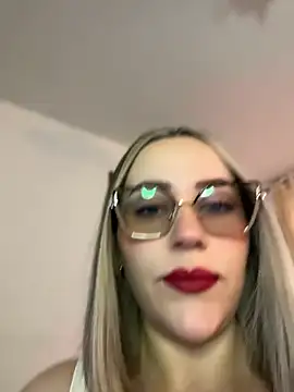 Snapshot of CurvyLust_x chatting on 2, 7, 2026 CurvyLust x online show from 2, 7, 2026