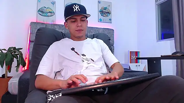 david santos16 online show from 2, 11, 2025