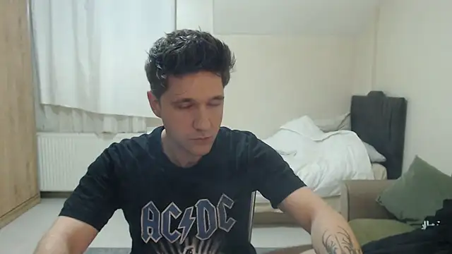 Snapshot of 2handsomemann chatting on 31, 5, 2026 2handsomemann online show from 31, 5, 2026