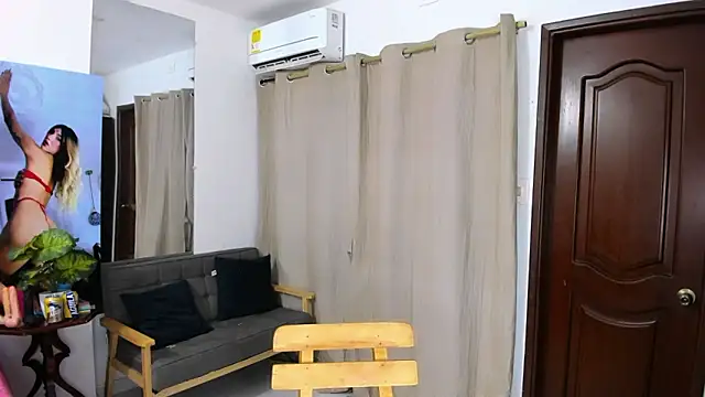 zou quira online show from 22, 2, 2026