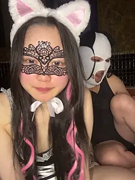 Snapshot of NENEandOJI chatting on 31, 10, 2025 NENEandOJI online show from 31, 10, 2025