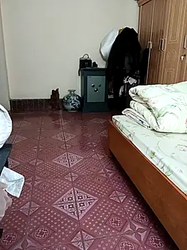 Snapshot of Moona_heny chatting on 17, 11, 2025 Moona heny online show from 17, 11, 2025