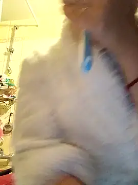 Snapshot of ivorywhisper chatting on 3, 10, 2025 ivorywhisper online show from 3, 10, 2025