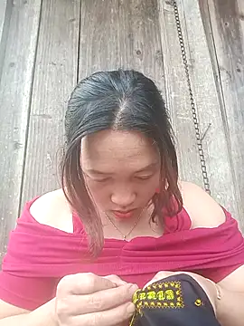 miumiu 00 online show from 11, 2, 2026