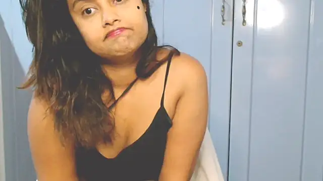 Indian GlowingMiax online show from 18, 9, 2025