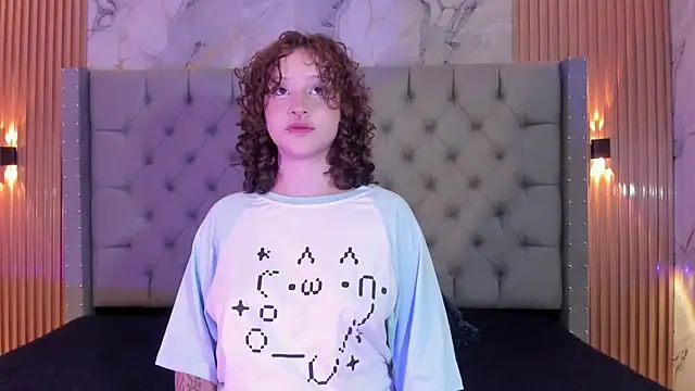 Suxan White  online show from 10, 9, 2025