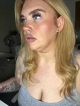 MysteriousMylaX online show from 13, 10, 2025