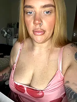 MysteriousMylaX online show from 22, 10, 2025