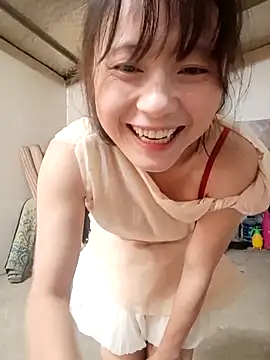 Snapshot of linda_bae00 chatting on 4, 5, 2026 linda bae00 online show from 4, 5, 2026