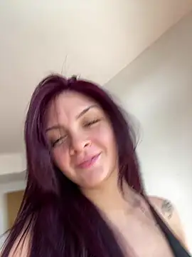 Danielaeliana online show from 29, 7, 2026