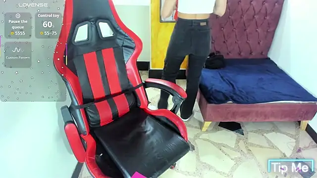 alison moon7 online show from 18, 12, 2025