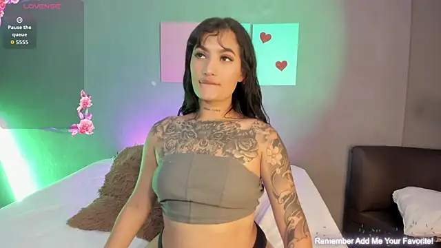 AdeleAnderson online show from 12, 9, 2025