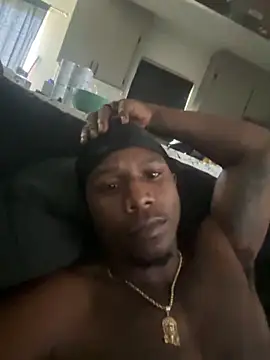 Snapshot of dreeFK chatting on 9, 10, 2025 dreeFK online show from 9, 10, 2025