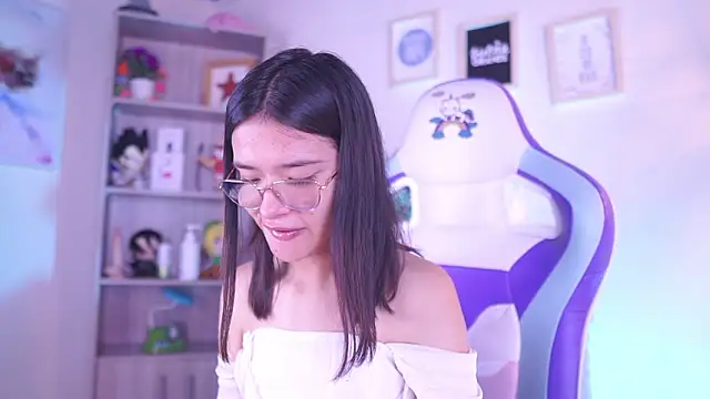 Lana Dreams  online show from 12, 2, 2026