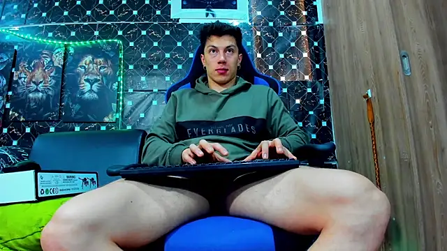 javiersexymann online show from 13, 9, 2025