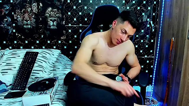 Snapshot of javiersexymann chatting on 18, 7, 2026 javiersexymann online show from 18, 7, 2026