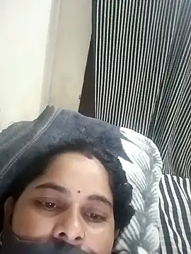 JULEE-740 online show from 25, 10, 2025