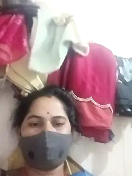 JULEE-740 online show from 8, 11, 2025