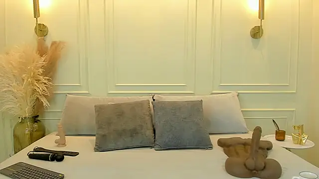 gabysanta  online show from 10, 11, 2025