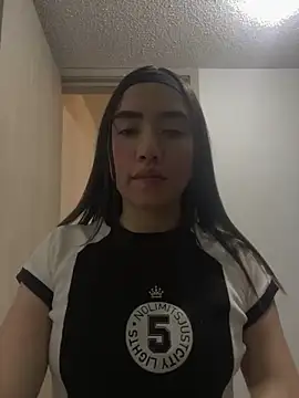 SaraWagner  online show from 2, 3, 2026