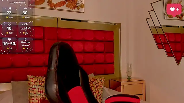 Snapshot of SaraWagner_ chatting on 30, 5, 2026 SaraWagner online show from 30, 5, 2026