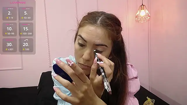 Snapshot of danna7cute chatting on 19, 9, 2025 danna7cute online show from 19, 9, 2025