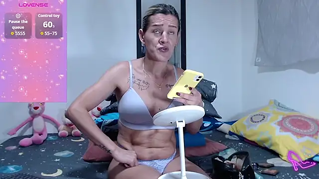 AllysonStonne online show from 16, 10, 2025