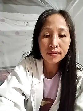 cute love00 online show from 5, 11, 2025