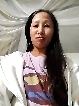 cute love00 online show from 6, 11, 2025