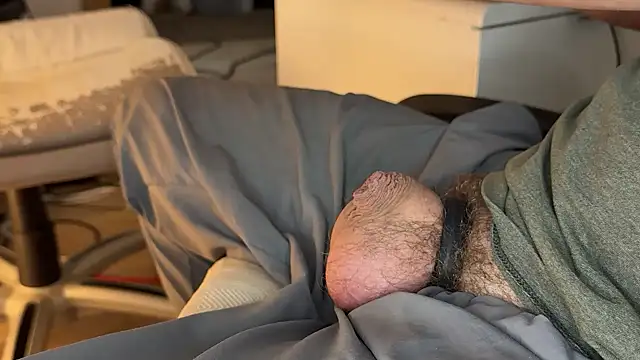 hornysmallcockgermany online show from 5, 11, 2025