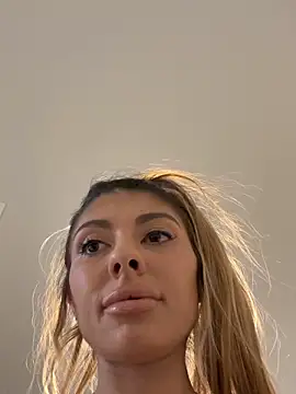 Snapshot of bbgurlnickii chatting on 17, 9, 2025 bbgurlnickii online show from 17, 9, 2025