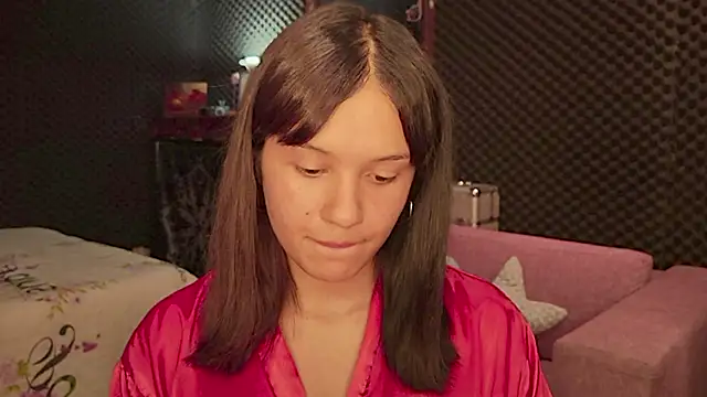 gigifontaine   online show from 3, 10, 2025