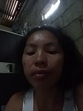 oceanlover23 online show from 2, 11, 2025