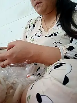  Babyrose  online show from 15, 12, 2025