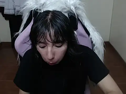 ScarlettShirahoshi online show from 9, 1, 2026