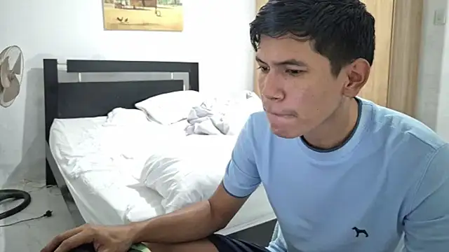 Snapshot of Ajhg98 chatting on 7, 2, 2026 Ajhg98 online show from 7, 2, 2026