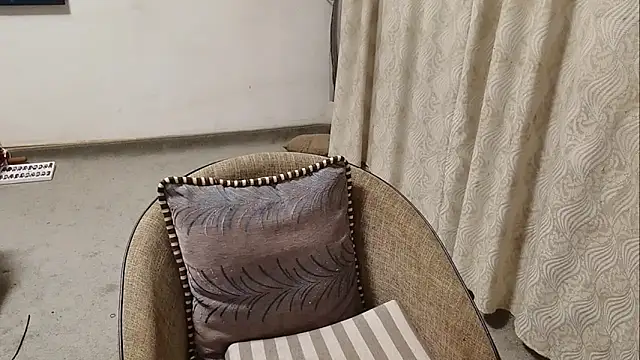 Snapshot of Shi_luo2025 chatting on 17, 9, 2025 Shi luo2025 online show from 17, 9, 2025