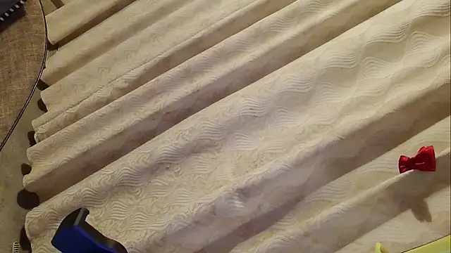 Snapshot of Shi_luo2025 chatting on 18, 9, 2025 Shi luo2025 online show from 18, 9, 2025