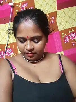 Hot-Show2 online show from 10, 9, 2025