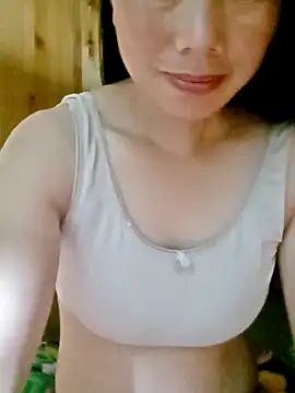 Snapshot of LyyChac chatting on 16, 9, 2025 LyyChac online show from 16, 9, 2025