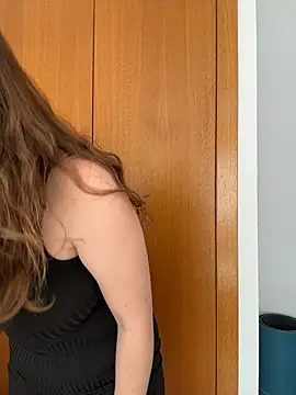 TenderLaGlamor online show from 25, 2, 2026