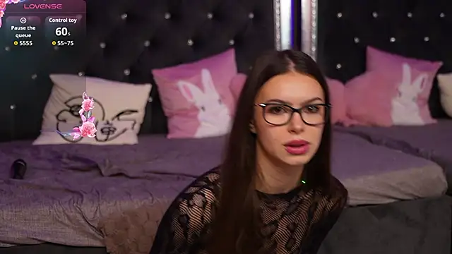 alexxisrae online show from 8, 6, 2026