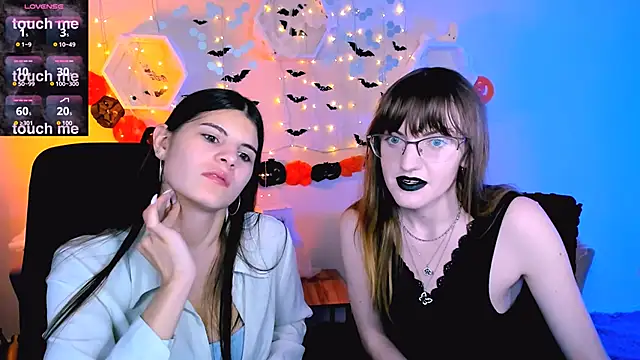 lizzie boom online show from 26, 10, 2025