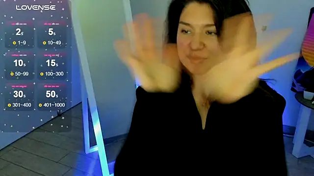 Sandra Curly online show from 19, 10, 2025