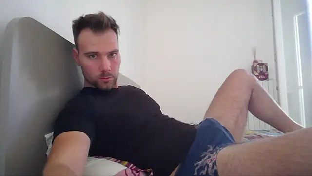 Snapshot of mrlyuis chatting on 19, 9, 2025 mrlyuis online show from 19, 9, 2025