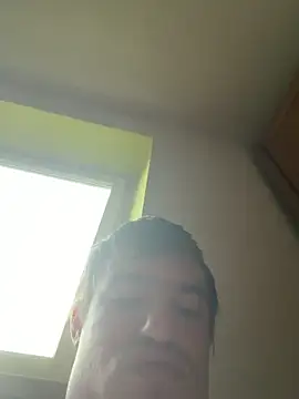 pussyhunter323557 online show from 11, 4, 2026