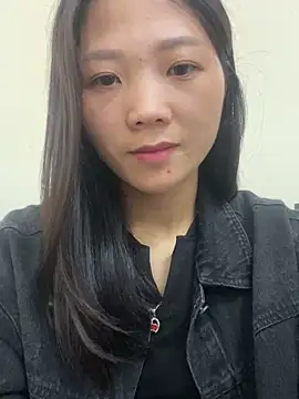 Snapshot of thaoyeuuu chatting on 9, 9, 2025 thaoyeuuu online show from 9, 9, 2025