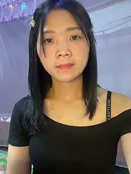 Snapshot of thaoyeuuu chatting on 25, 9, 2025 thaoyeuuu online show from 25, 9, 2025