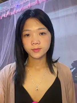Snapshot of thaoyeuuu chatting on 27, 9, 2025 thaoyeuuu online show from 27, 9, 2025